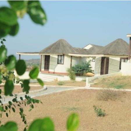 Toran Resort Bhuj Exteriör bild